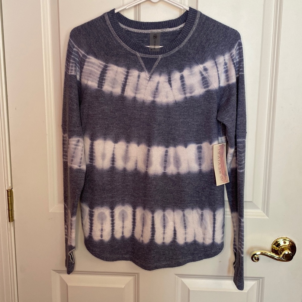 NWT Revival Top (size XS)